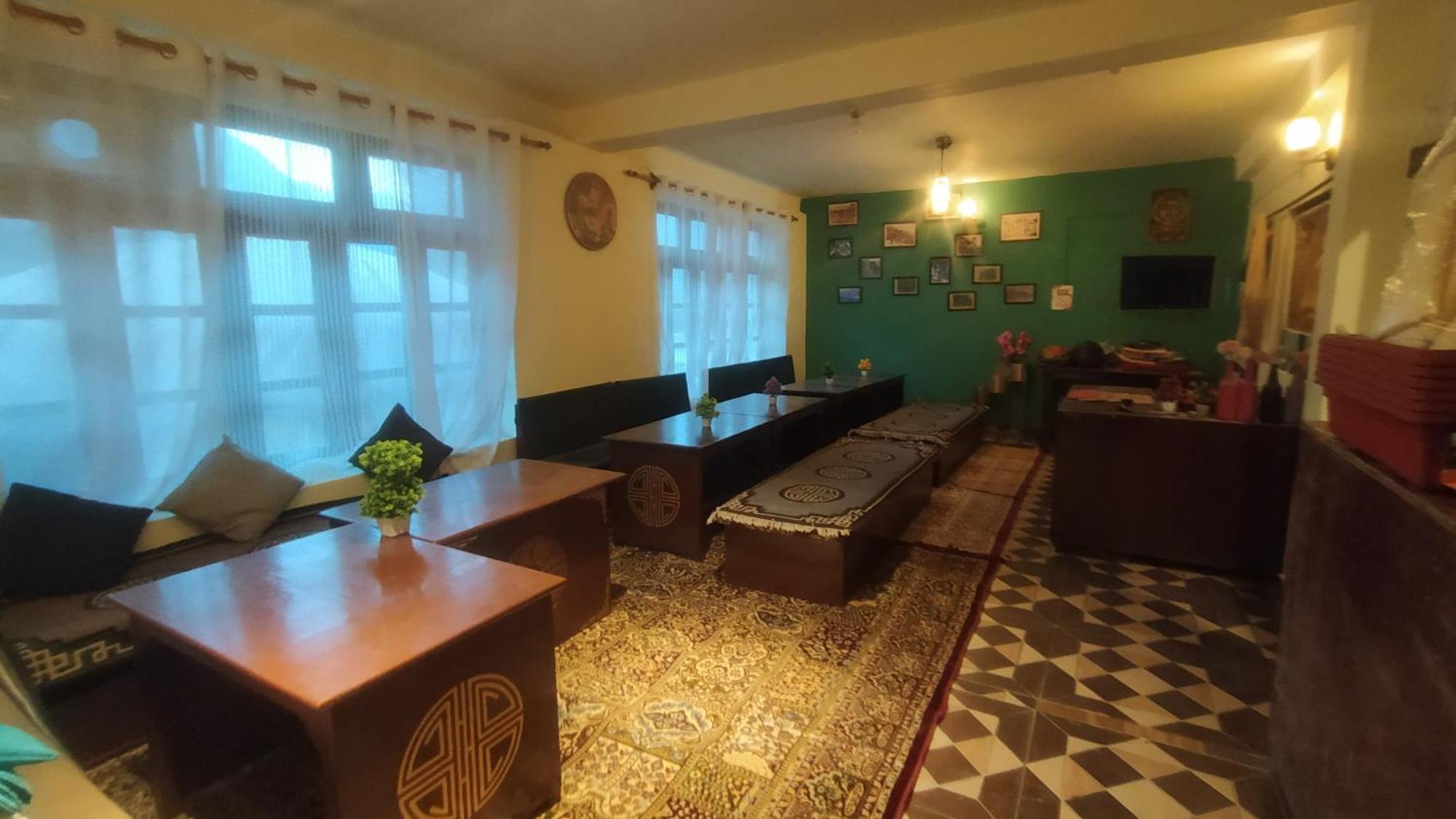 Хостел Kyelang Times Экстерьер фото